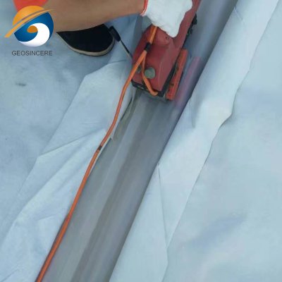 Геомембрана с геотекстилем HDPE 2 мм