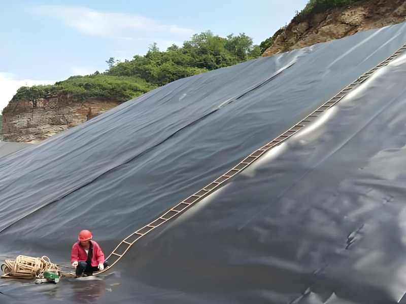 Полигон для захоронения отходов 60 мил геомембрана HDPE Полигон для захоронения отходов 60 мил геомембрана HDPE