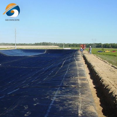 Предварительно изготовленная геомембрана HDPE для мусорных свалок